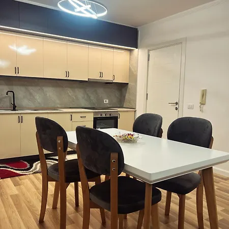 Art's 아파트 티라나