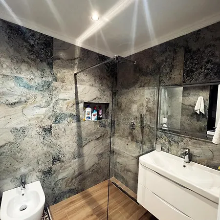 Apartmán Art's Tirana